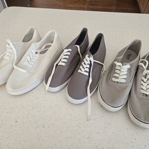 Classic Men's Canvas Sneakers - White and Gray